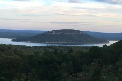 Image de Lake House avec une vue incroyable sur Greer's Ferry Lake & Sugarloaf