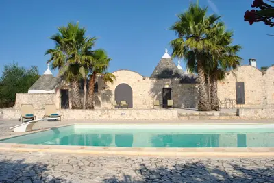 Image de Trullo familial et tranquille avec piscine privée et proche de l'Adriatique