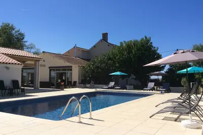 Image de Maison neuve 2018 magnifiquement rénovée, piscine chauffée, Vendée, frontière Deux Sèvre