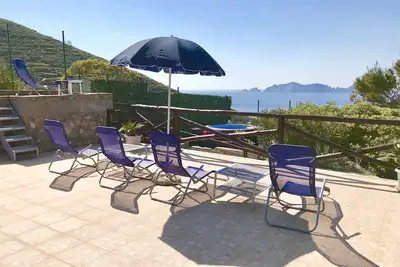Image de Maison \/ villa - Ponza