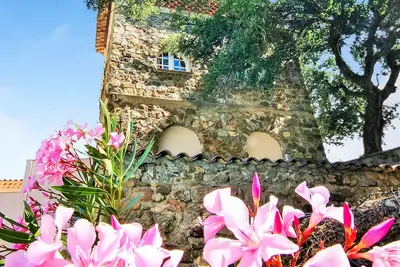 Image de tour unique avec une vue imprenable sur bel emplacement à proximité des plages