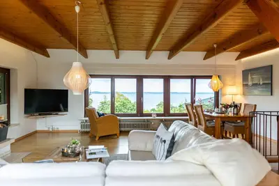 Image de Des vacances reposantes avec vue sur la mer, sauna et cheminée directement sur le fjord de Flensburg