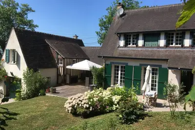Image de Houlgate - Villa sur grand jardin avec terrasse, vue sur mer, plage Ă 600m