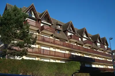 Image de Appartement en duplex dans 'le triangle d'or' de Deauville (Plage, Centre Ville)