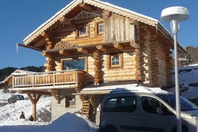 Image de Bolquere Pyrénées 2000 Chalet en Rondins Prestations Tout Compris