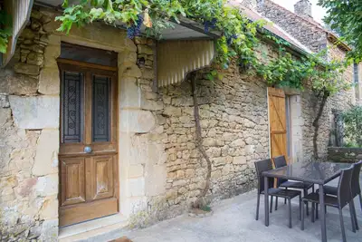 Image de meublé de tourisme  avec intérieur refait neuf