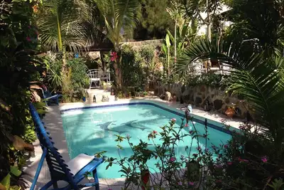 Image de Studio le petit Marrakech, Ile De Ngor Bateau privé piscine et Jaccuzi Clim