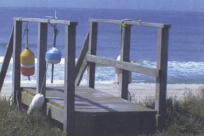 Image de Surfside Beach Cottage ---- 8 minutes à pied de la plage