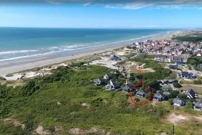 Image de Au cœur des dunes de sable et face à la mer