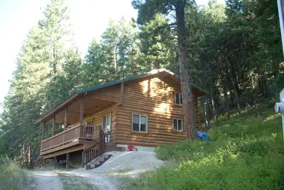 Image de Pittoresque Chalet Montana Connexion Surplombant le Nine Mile Creek