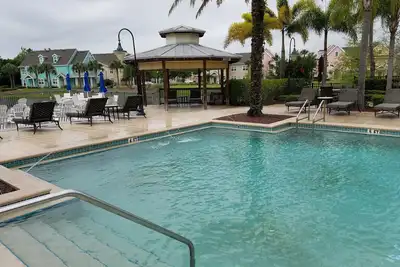 Image de Destination Disney! ! ! Villa de trois chambres pouvant accueillir 10 - deux piscines chauffées