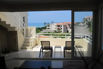 Image de Penthouse - Accès à la plage, vue sur l'océan, piscine incroyable