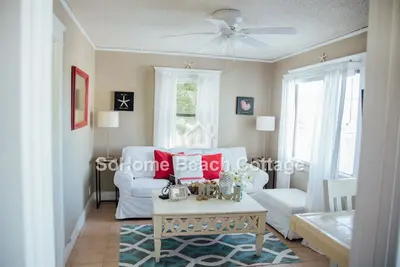Sohome Beach Cottage - Trois blocs courts à la plage