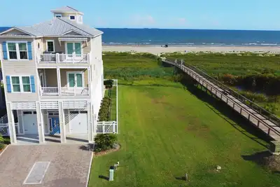 Image de Nouvelle maison de vacances personnalisée * la meilleure plage de Galveston * près de tous les restaurants