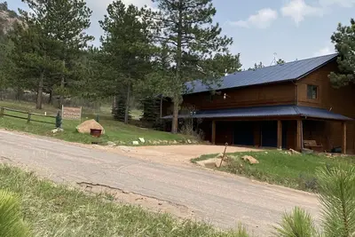 Image de Mountain lodge - bain à remous, billard, ping-pong, aire de jeux, baby-foot, air hockey