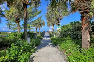 Image de Belle 2 Br Pet Friendly dans le centre de la ville balnéaire en bord de mer