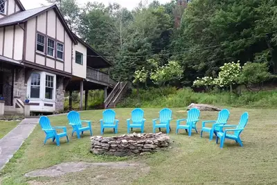 Image de Mountain Retreat on Wooded 23 Acres idéal pour les familles et les réunions d'amis