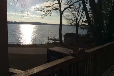 Image de Grande une chambre avec belle vue sur l'indépendance du lac