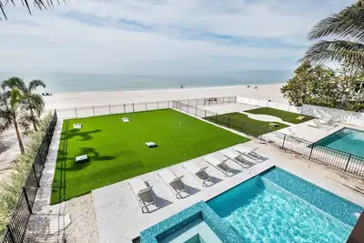 Image de Beachfront Paradise - Huit Chambres Maison, Couchages 18