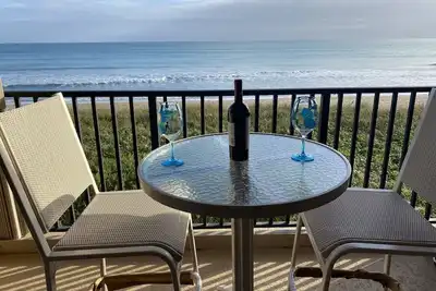 Image de Ocean Front Condo sur l'île Hutchinson avec une vue magnifique sur la plage et l'accès