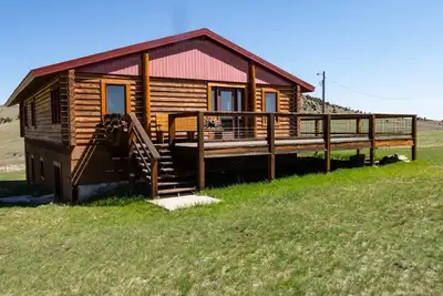 Image de Charmant Ridge Top Cabin près de la ville historique de Pony, Montana