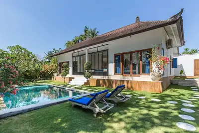 Image de Charmante villa 2 chambres avec grand jardin