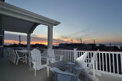 Image de Nouvellement construit Holgate (Beach Haven Inlet) 6 grandes terrasses offrant une vue imprenable sur l'eau