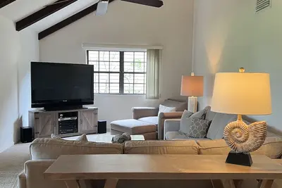 Image de 3 Br / 3ba Seascape Resort - Grands tarifs - \"Fore sure\"!
