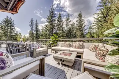 Image de Pinnacle Ridge # 5 | Ski-in Ski-Out | 5 Br + Den, 4. 5 salles de bain, 14 personnes