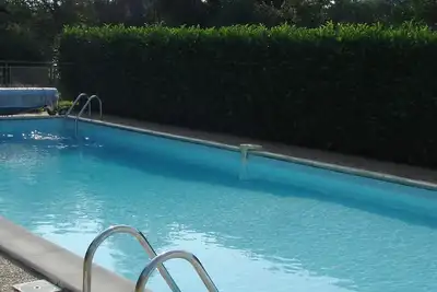 Image de Maison - jardin - piscine privative sécurisée. 2 pers