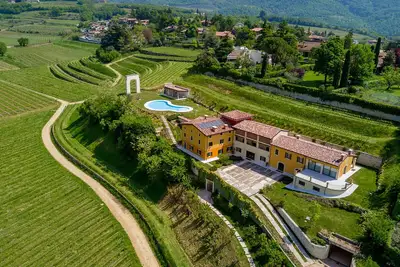 Image de Relais de La Fonte degli Dei Wine