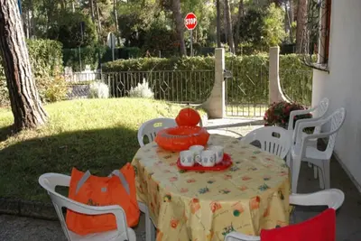 Image de Maison paisible entourée d'un joli jardin