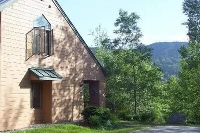 Image de Élégance rustique - Maison de ville de 3 chambres à coucher à Bretton Woods