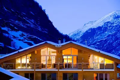 Image de Superbe chalet de ski de 5 chambres situé à Zermatt