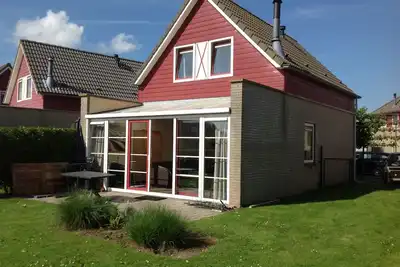 Image de Appartement de vacances pour 6 personnes. à 100m de la mer à Hoofdplaat en Zélande