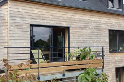Image de Grande maison familliale, lumineuse avec terrasse sur jardin, Ă 3mn de la plage.
