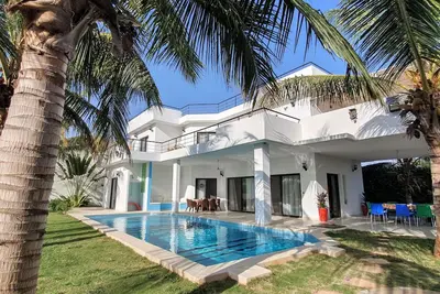 Image de Splendide villa contemporaine près de Saly, idéale en famille ou groupe
