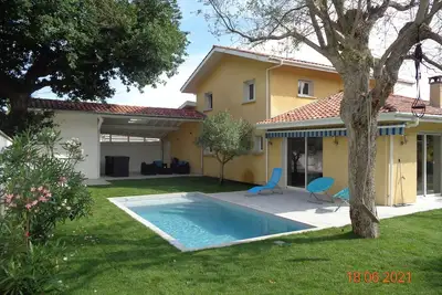 Image de Villa Capbreton 130 m2, piscine chauffée, terrasse couverte 30m2, 4 Ch, 2 Sdb.