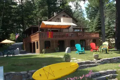 Image de Sérénité - Lake Front Home On Glen Lake Près du lac George