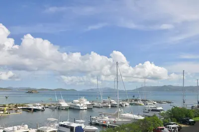 Image de Island Breeze - Une vue imprenable sur St. John et les îles Vierges britanniques