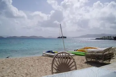 Été Automne SPÉCIAL-1br Condo Sapphire Beach - 1750 $ par mois ou 150 $ par nuit