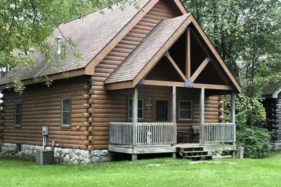 Image de Nouveau! Maison de luxe en bois idéalement située au Double Jj Ranch & Resort