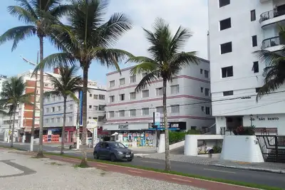 Image de Grand Beach: Excellent appartement. pleine vue sur la mer. Accepte 08 personnes.