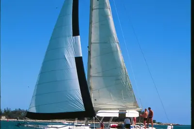 Image de 44ft Sailboat Key West Downtown Offre Réservez 5 Nuits 5e nuit gratuite