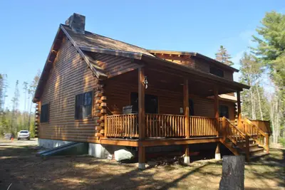 Image de Kineo Escape - Belle cabine Riverfront Ă Rockwood