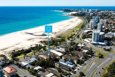 Image de Vagues Ă North Kirra - Bilinga / North Kirra Beachfront!
