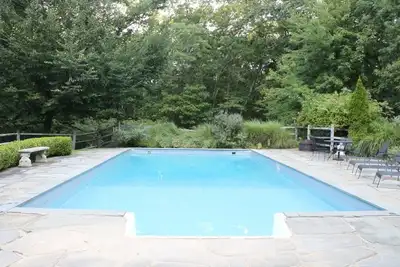 Image de ! ! Retraite des Hamptons! ! Sag Harbor! ! Privé 2 Acres