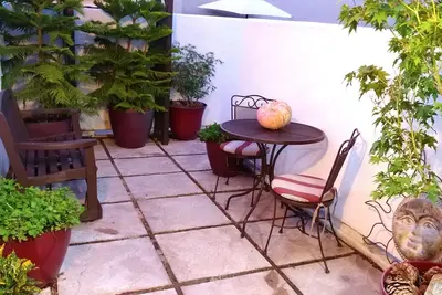 Image de Surf City 1 Bdrm + Loft avec piscine à Huntington Beach Ca