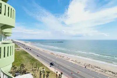 Image de Seawall Beachfront Condo - Les vues ne s’améliorent pas
