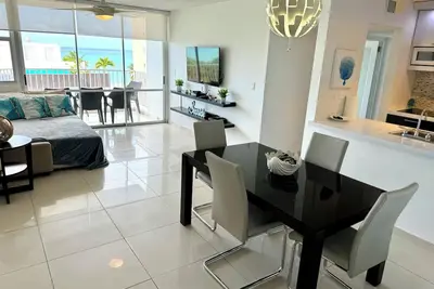 Image de Beautiful 2Br / 2Ba Apt OceanView - Oceanfront Building * Parking / Wifi * All U Need! !